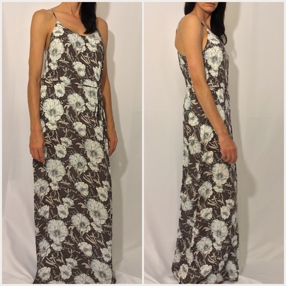 Floral Maxi Dress - Picture 4 of 4